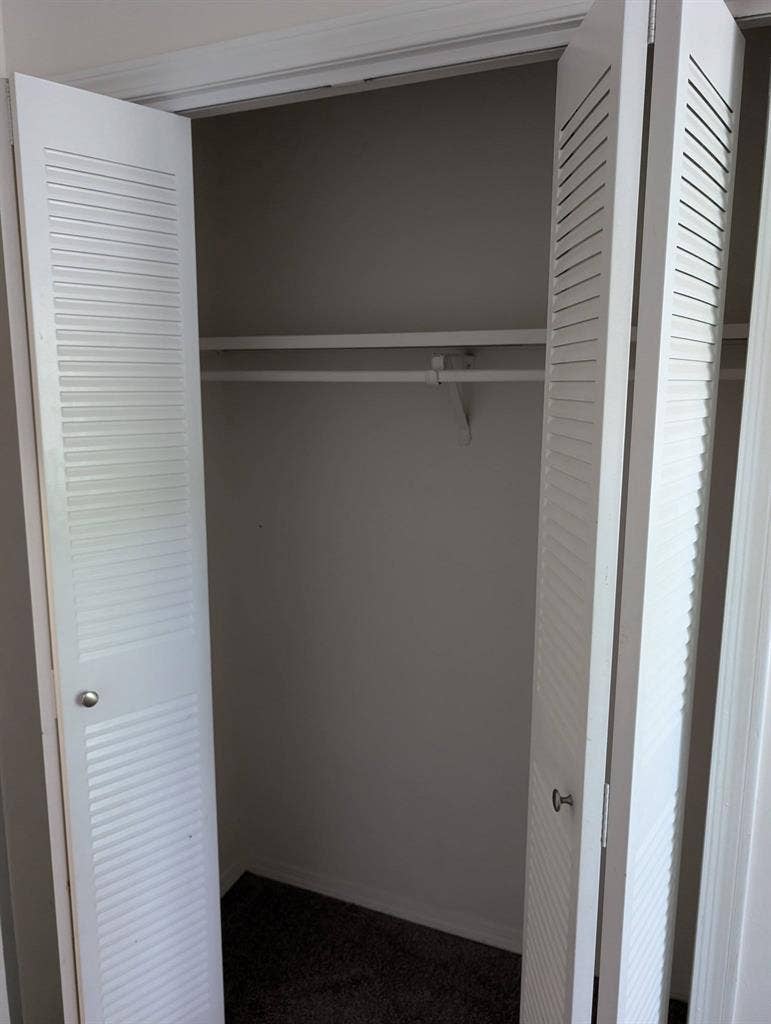 Looking For A Roommate in Anderson