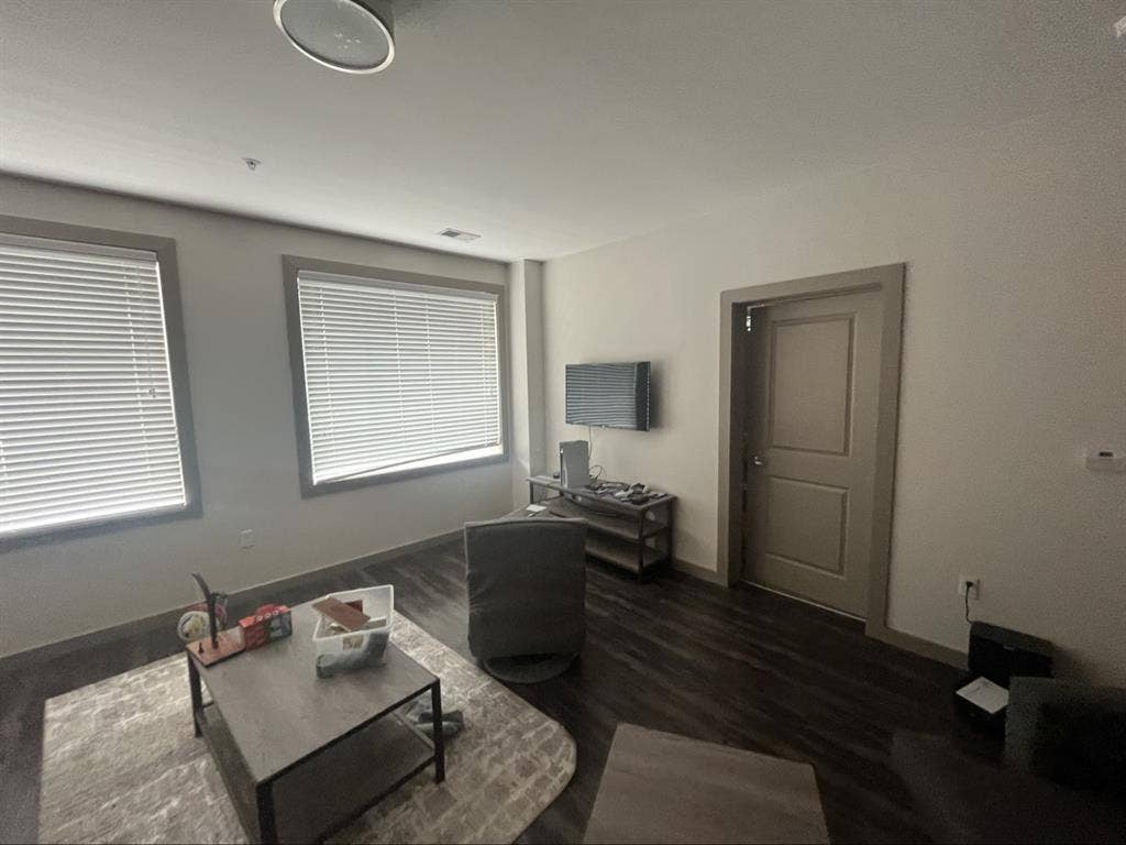 Grandmarc Apartments - Subleasee