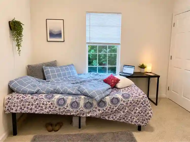 Room with Bath in 3bed 3bath