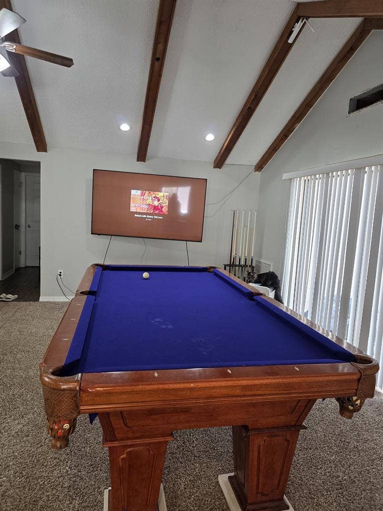 Large Room! Includes all utilities!