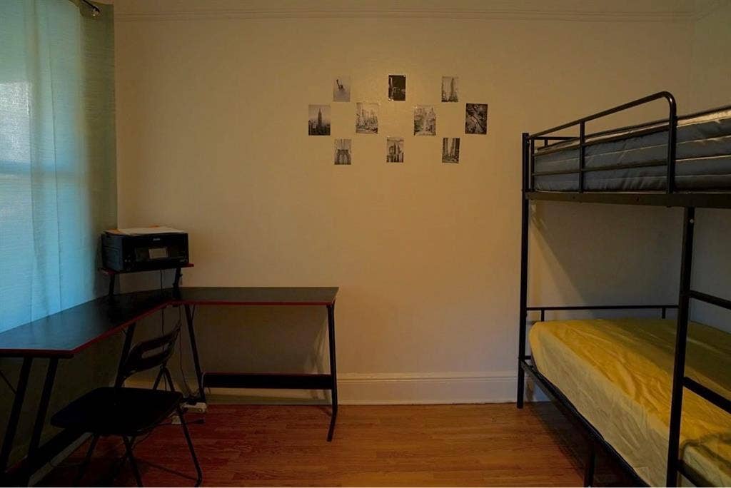 Private Couple Room At New York