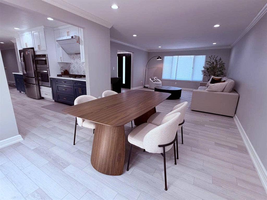 Private Room with Shared Bathroom