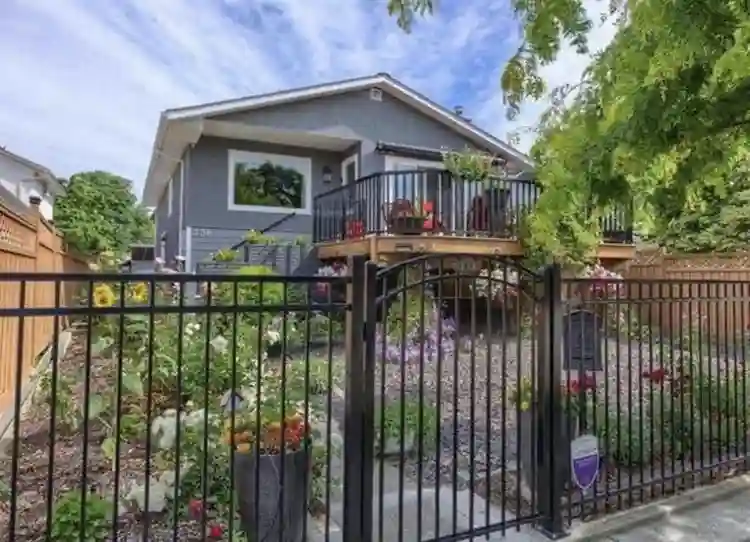 Furnished Downtown Kelowna Rental