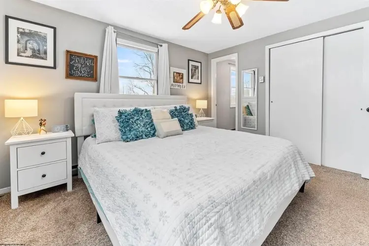3 BR / 2 Ba house off Pierpont Ex