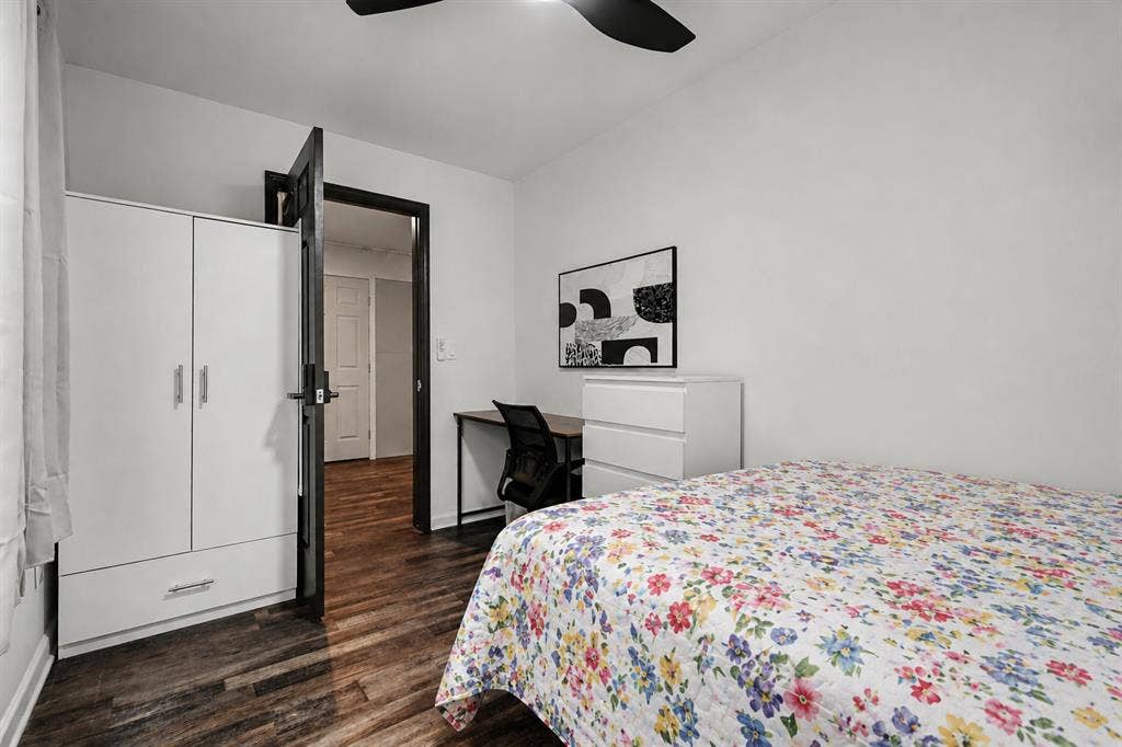 Furnished room in Decatur