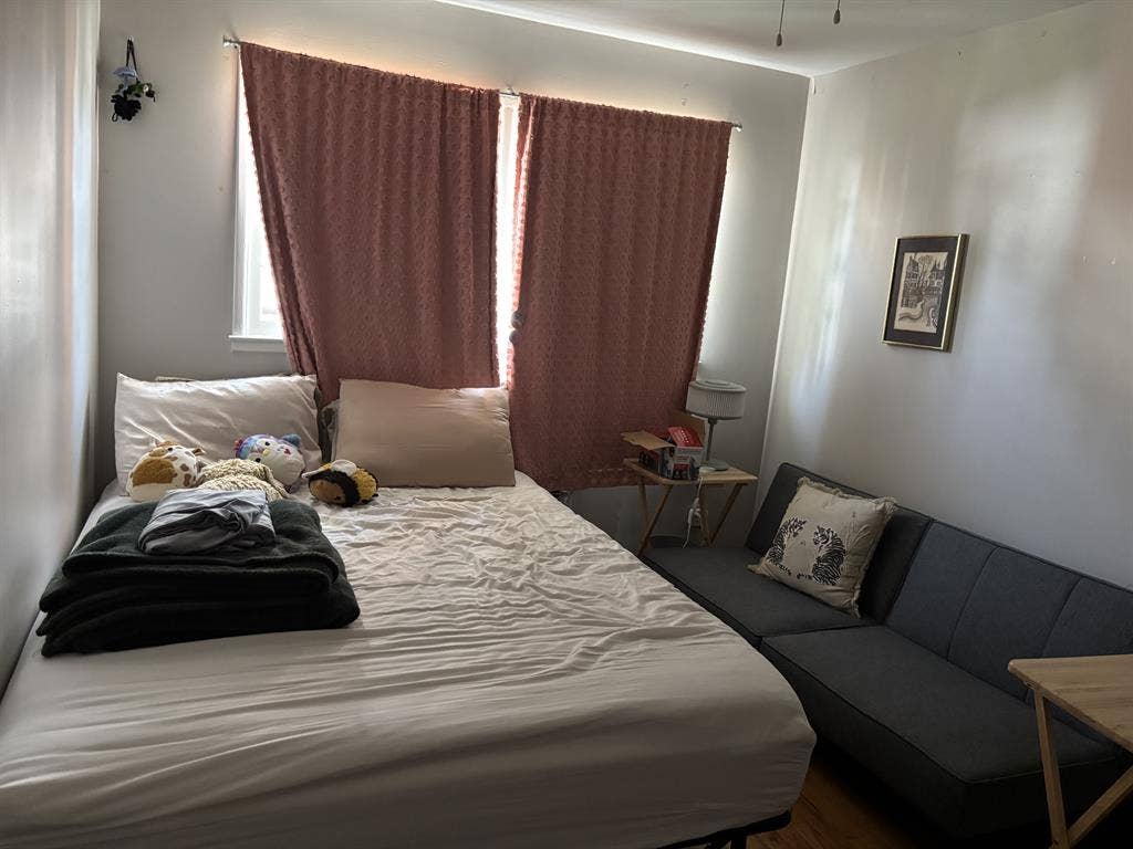 Room available in West Hempstead