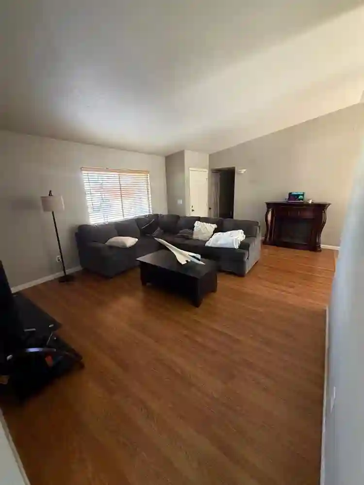 $860 All-Inc Room | 15m to U of A