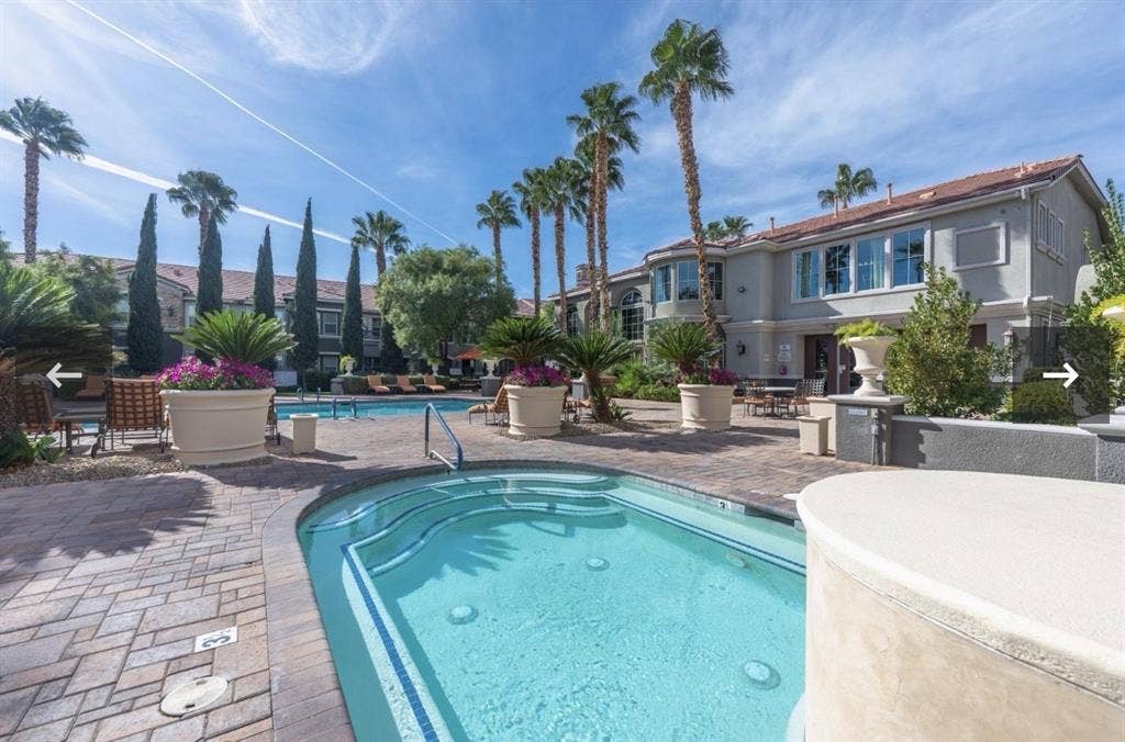 Looking for an easy going roommate