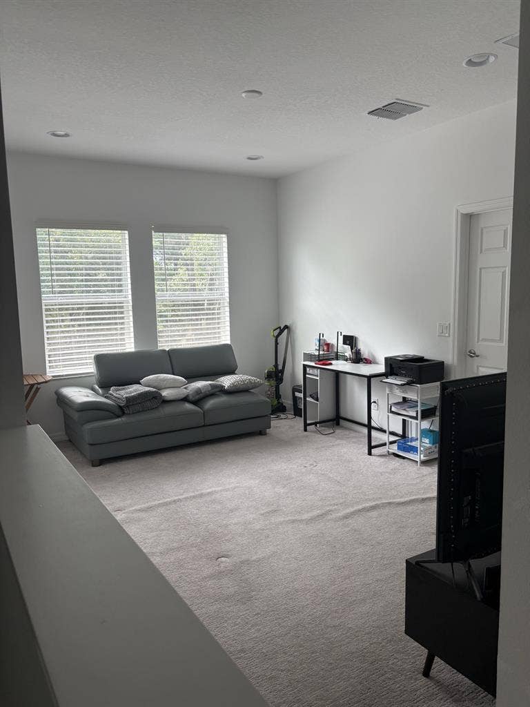 Room for Rent – Citrus Park Area