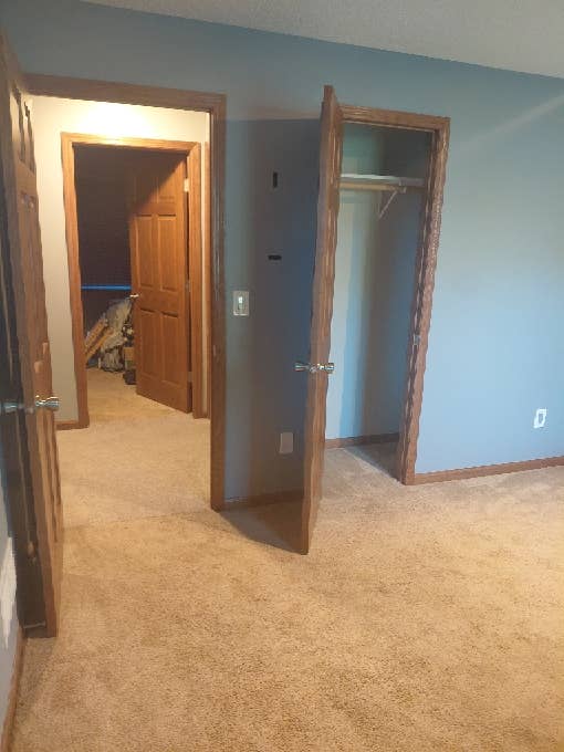 Master bedroom for rent in my house