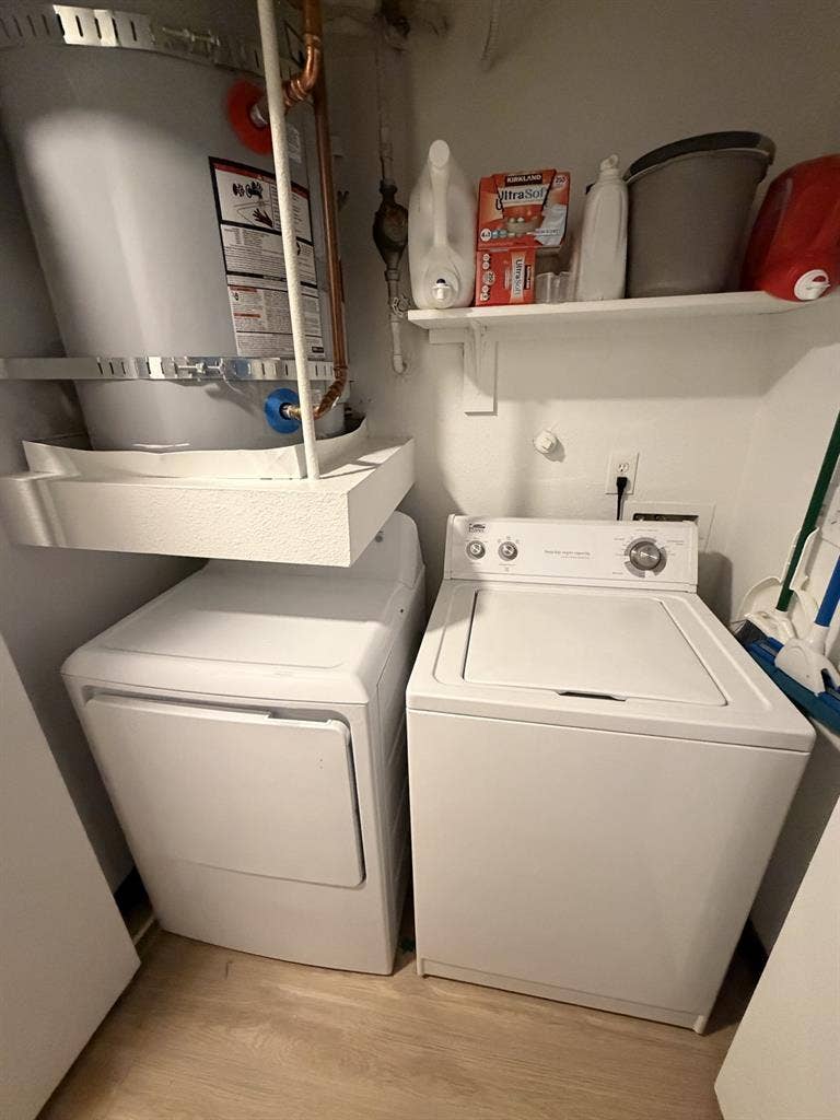 Room for Rent! Available Now