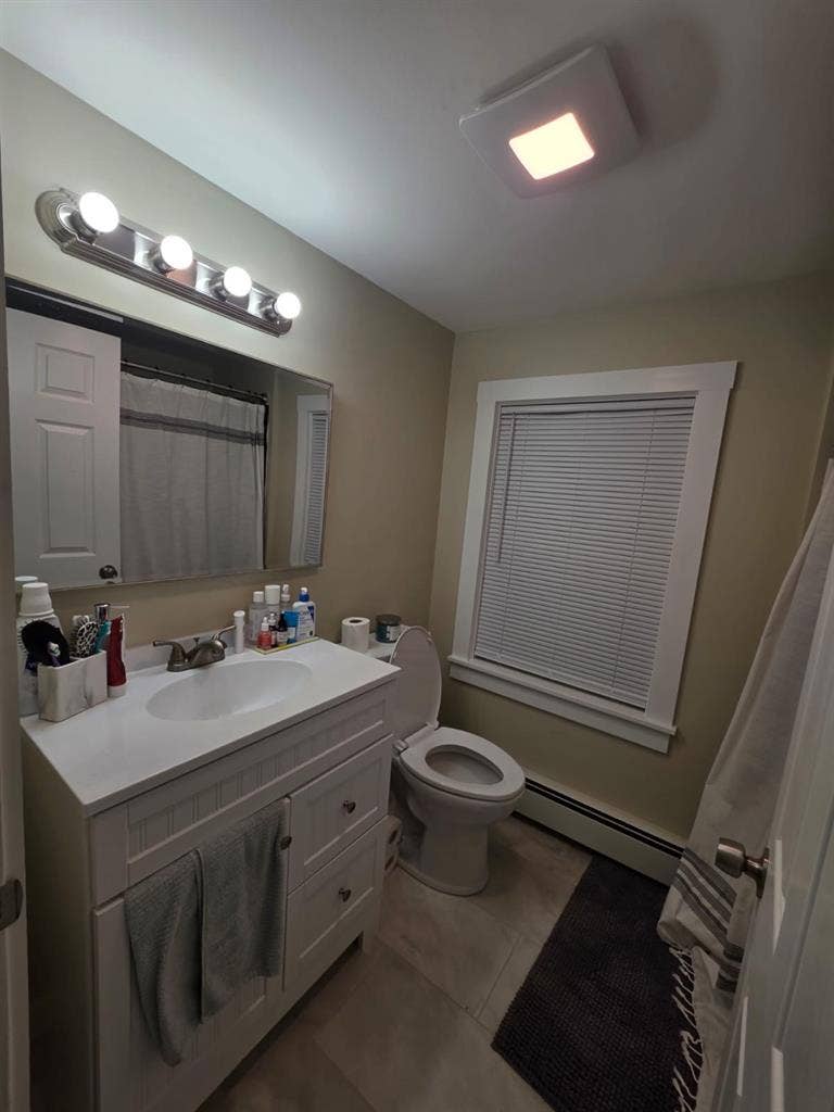Room for rent in Framingham
