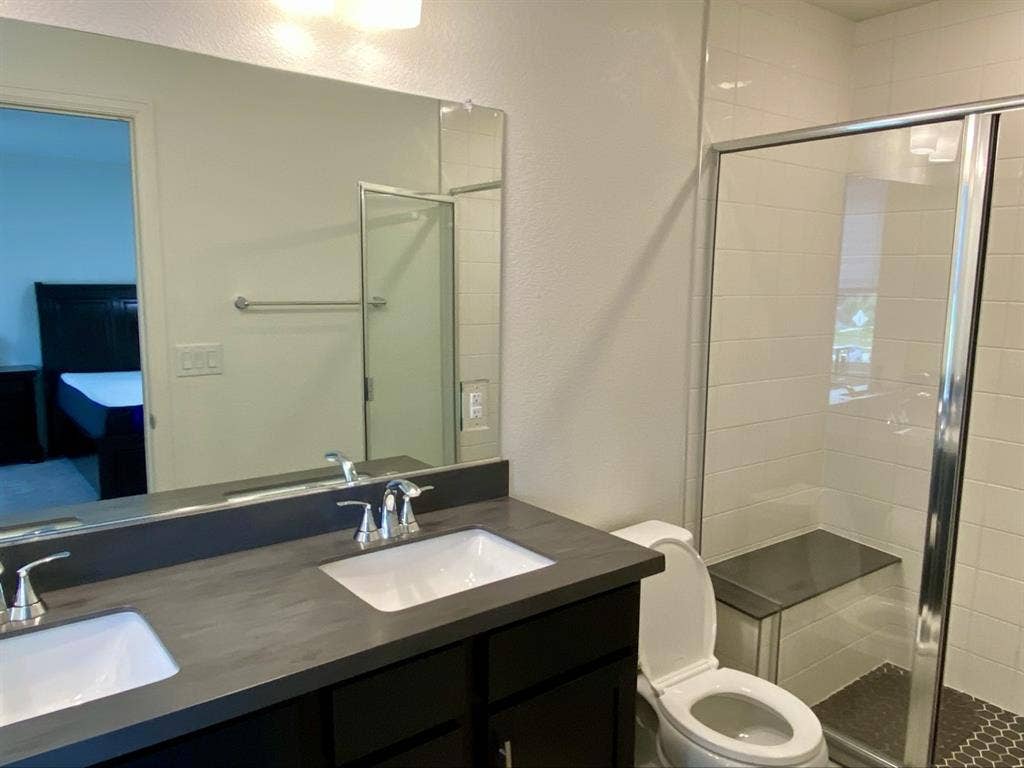 EXECUTIVE ROOM RENTALS AVAILABLE