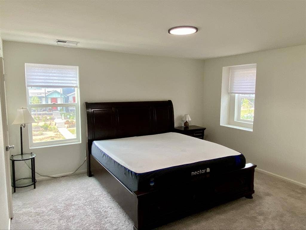 EXECUTIVE ROOM RENTALS AVAILABLE