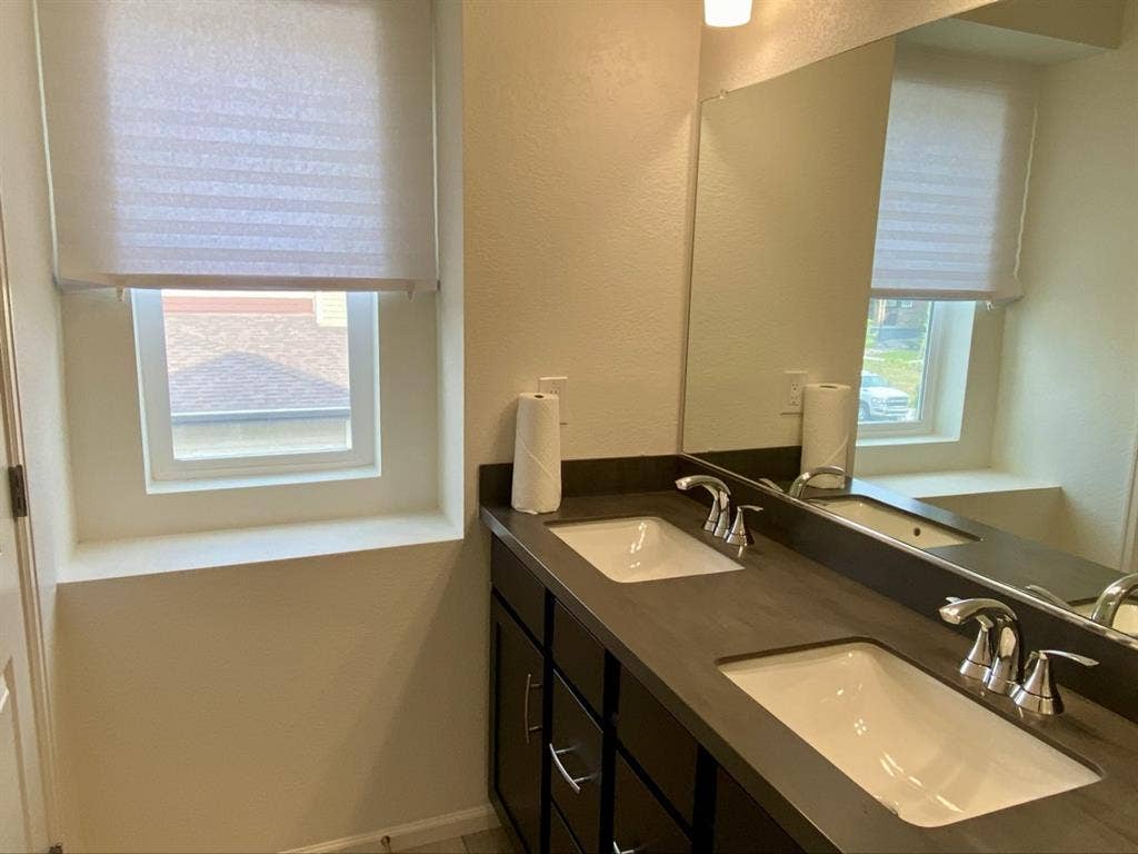 EXECUTIVE ROOM RENTALS AVAILABLE