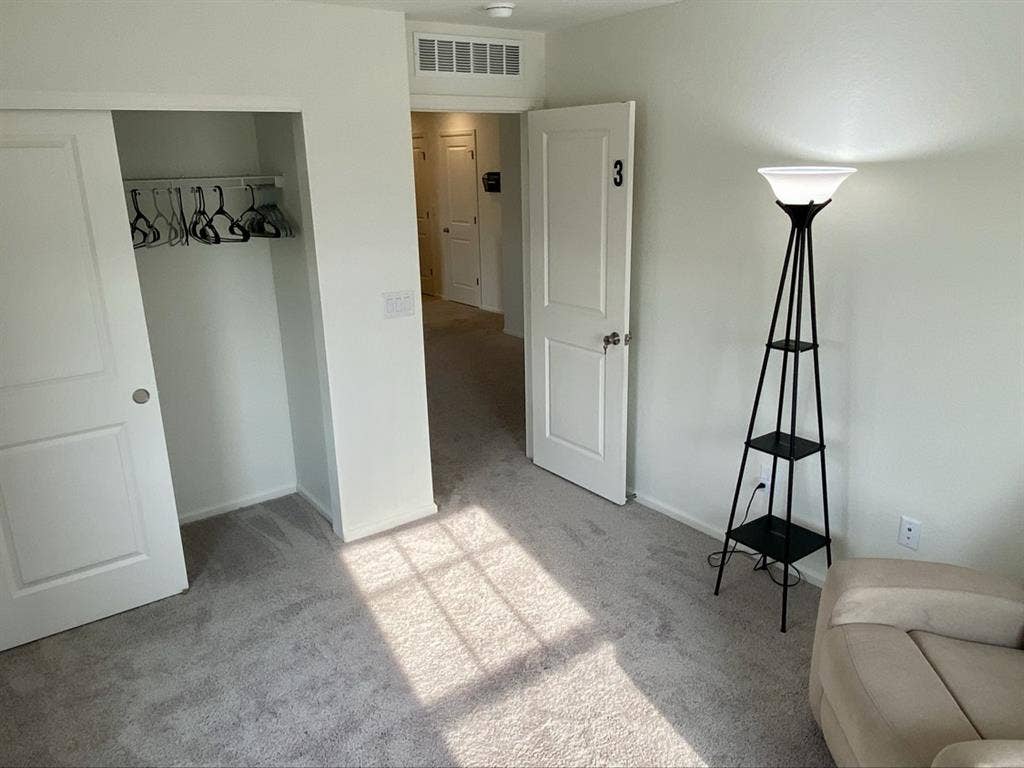 EXECUTIVE ROOM RENTALS AVAILABLE
