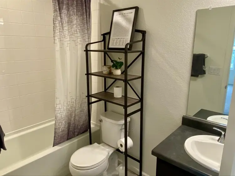 EXECUTIVE ROOM RENTALS AVAILABLE