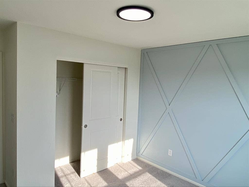 EXECUTIVE ROOM RENTALS AVAILABLE