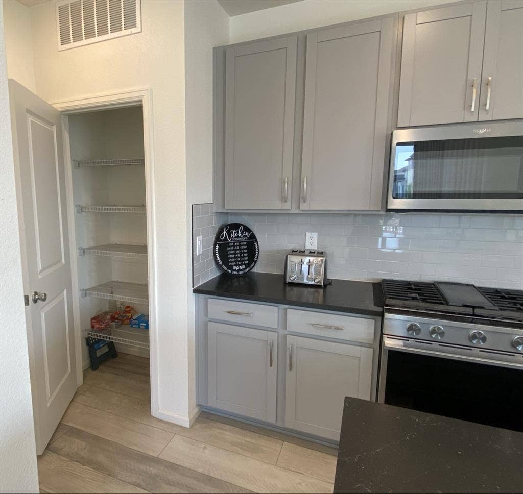 EXECUTIVE ROOM RENTALS AVAILABLE