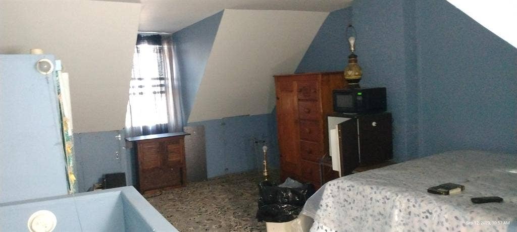 Full furnished room in the attic.