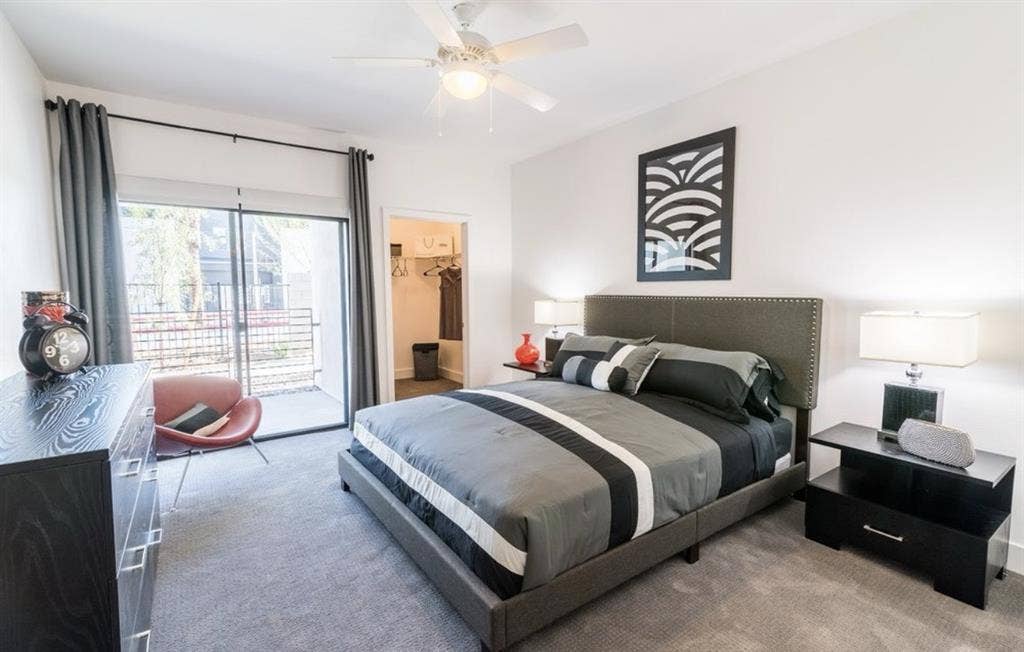 1 bd 1 ba. Private area quiet plac