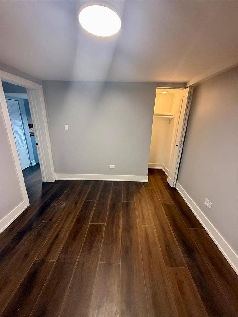 ROOM FOR RENT W/ UTILITIES &LAUNDRY