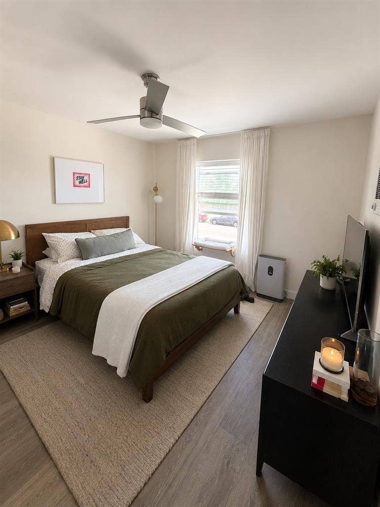 Master Bed in 2b/2ba North Park Apt