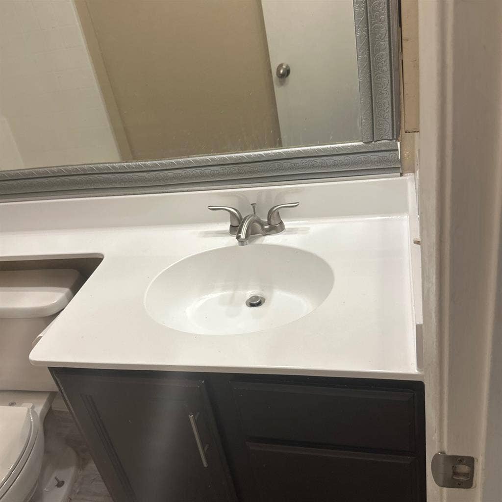 Rent-furnished master/bath