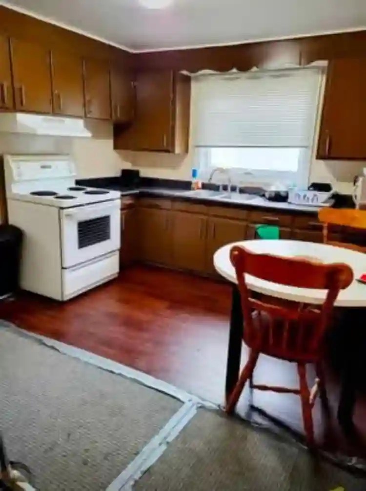 All-inclusive room for rent