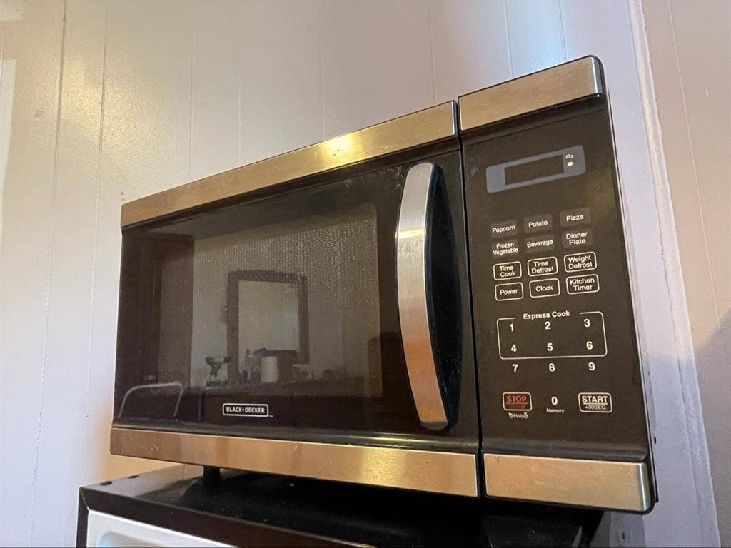 Big clean room for rent