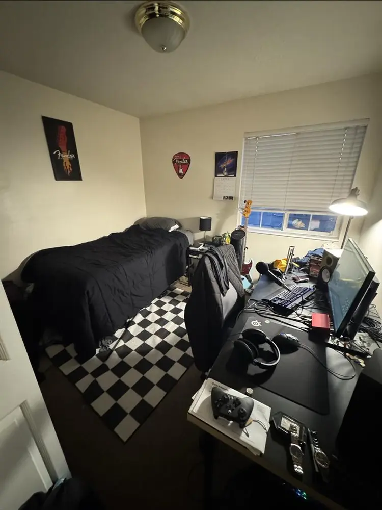 Male LDS Roommate wanted