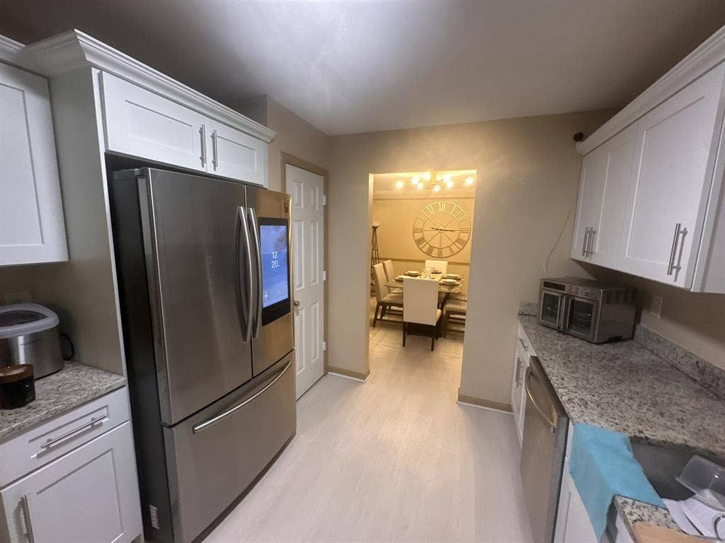 Luxury Furnished Rooms for Rent