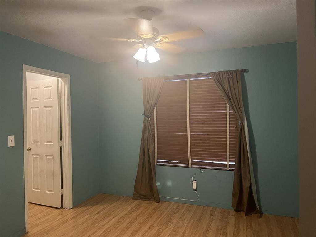 FEMALE roommate wanted