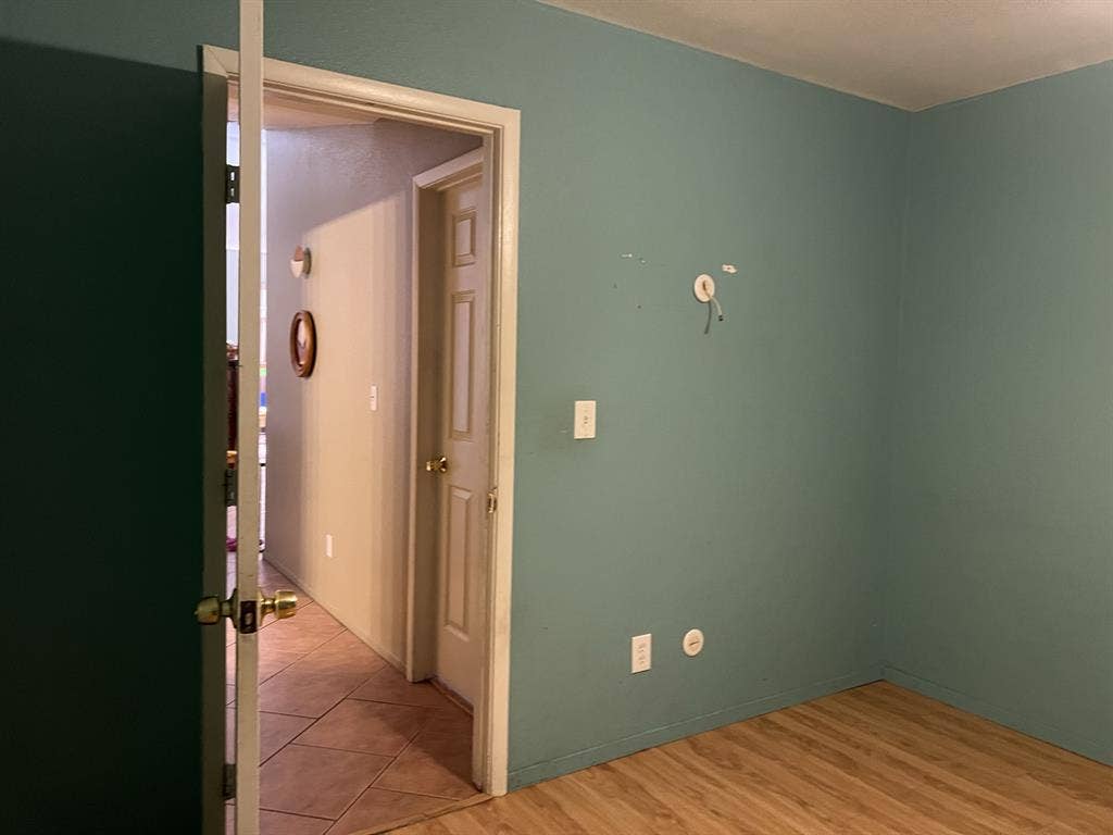 FEMALE roommate wanted
