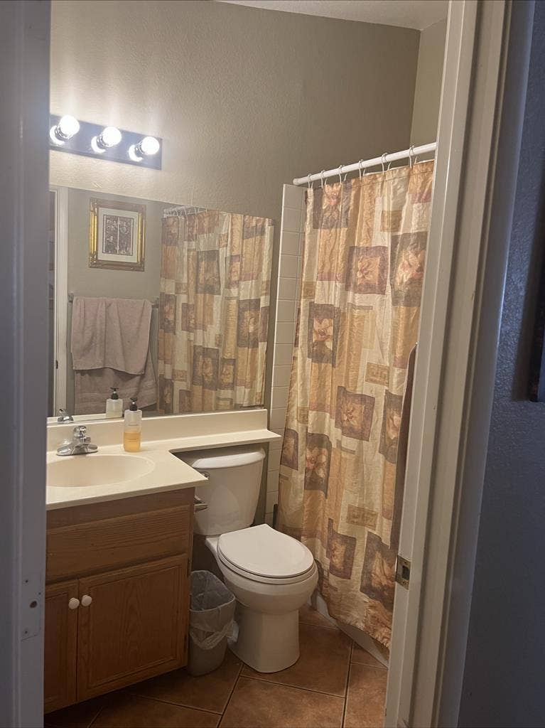 FEMALE roommate wanted