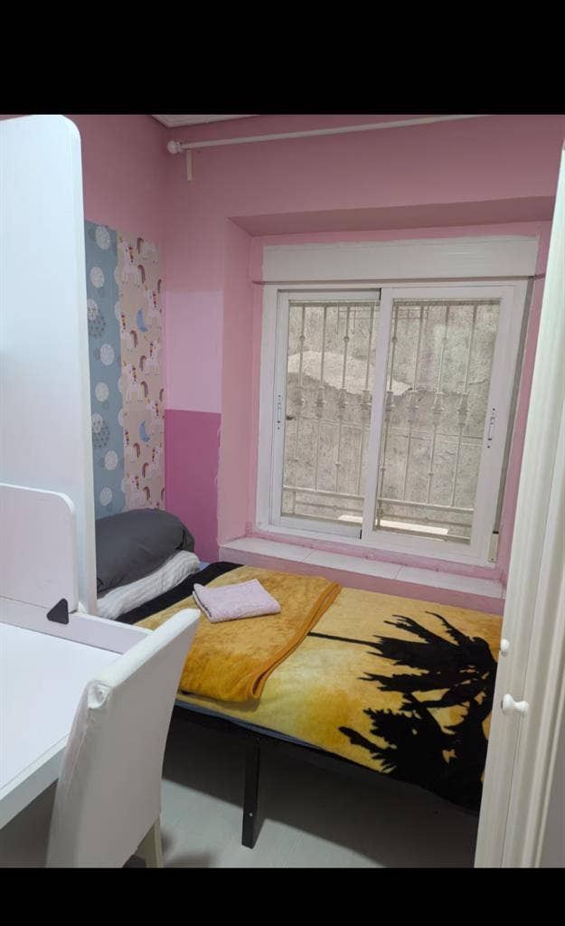 Room in Pacífico immediate entry
