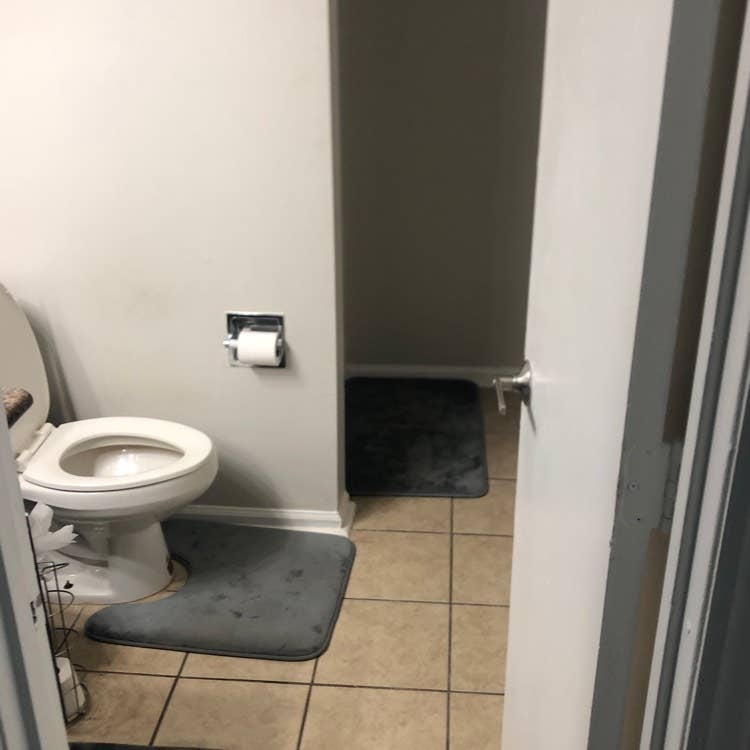 Room for rent, in need of a Roomate