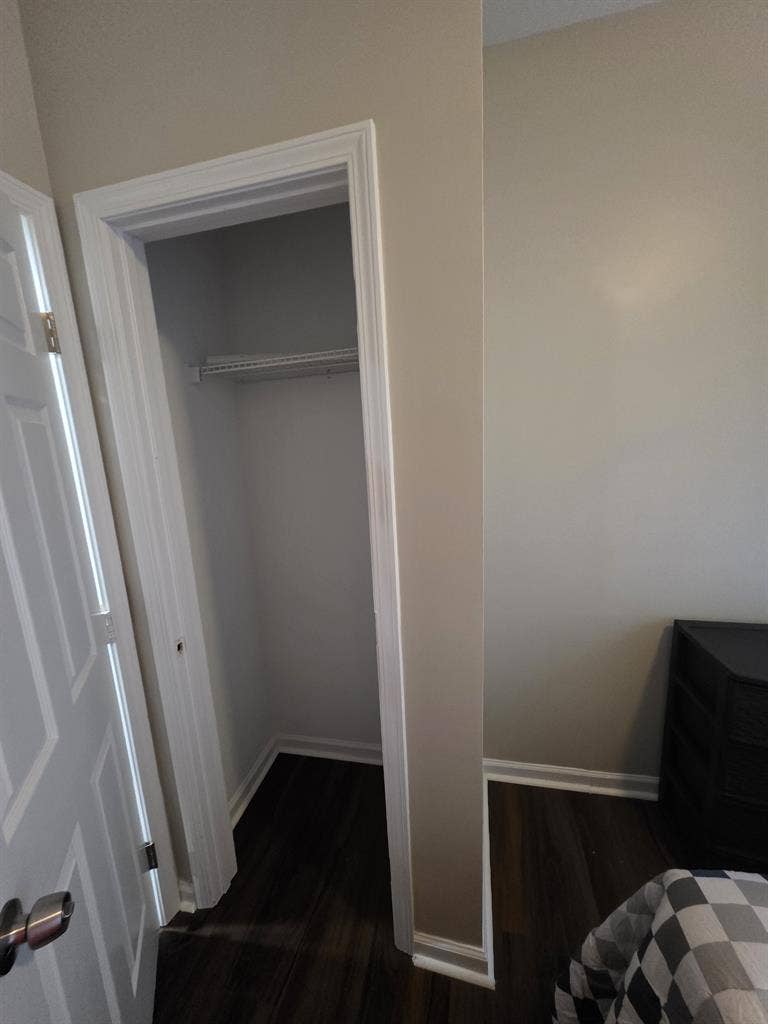 MIDTOWN SUITE!! PRIVATE BATHROOM!@