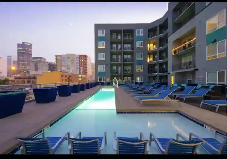 Apartment downtown 2bed2bath