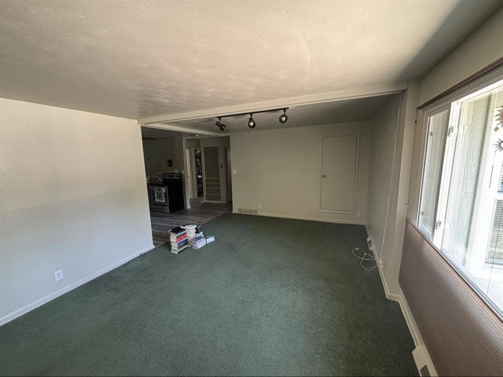 Room for rent in Downtown Loveland