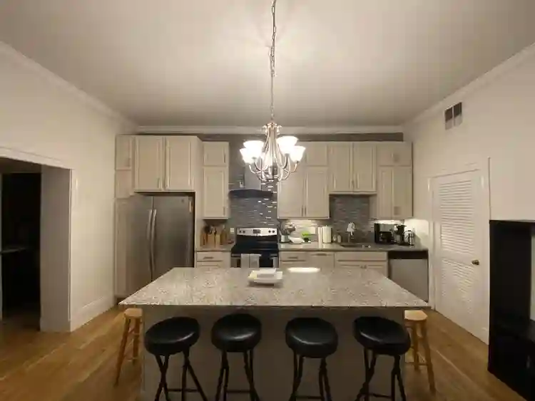 Roommate Needed For Sept. 1 Move In