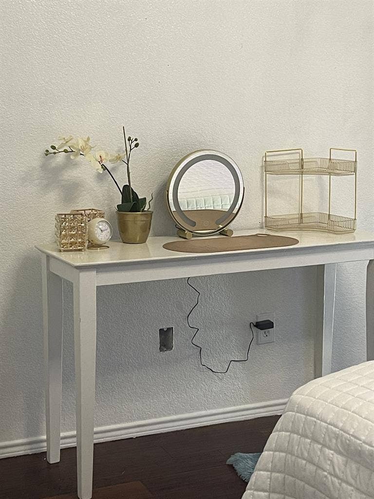 Quiet cozy room for rent in NFW!