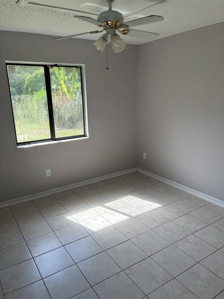 great home for students in Oviedo