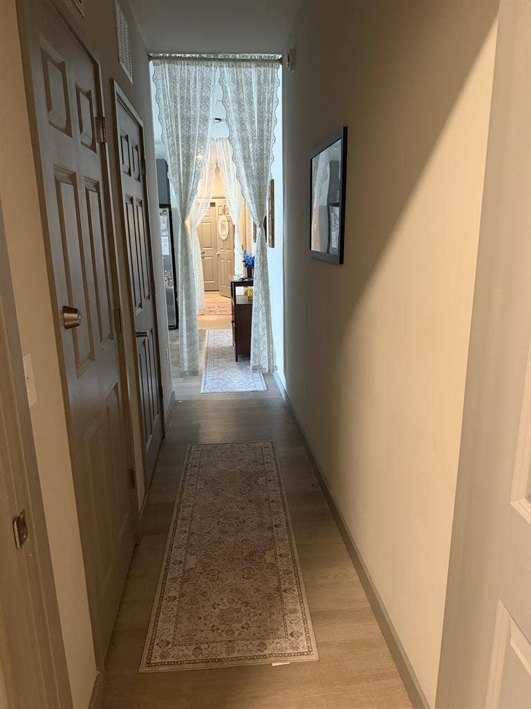 3 rooms available