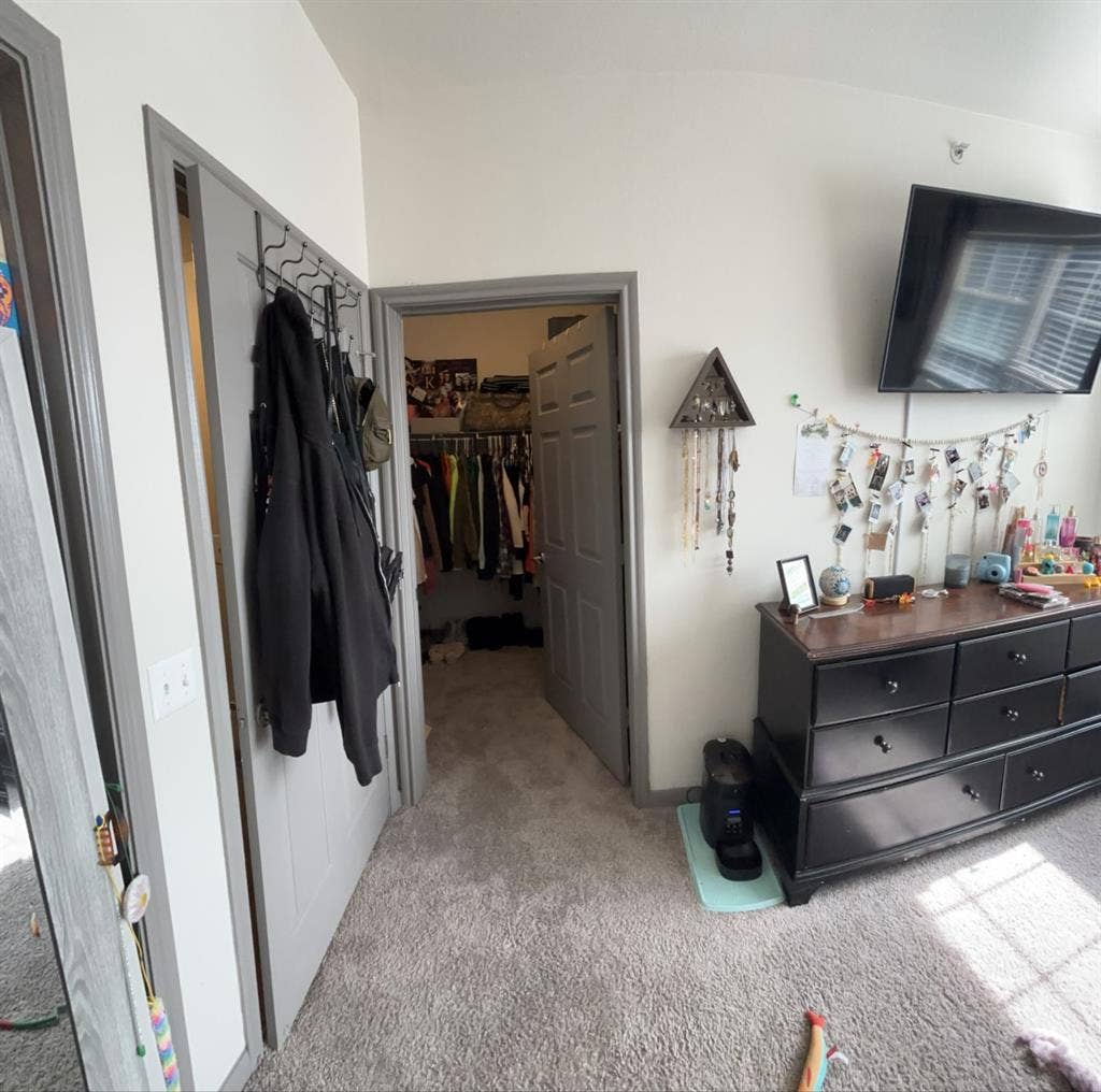 Room Available in Littleton -Aug 11