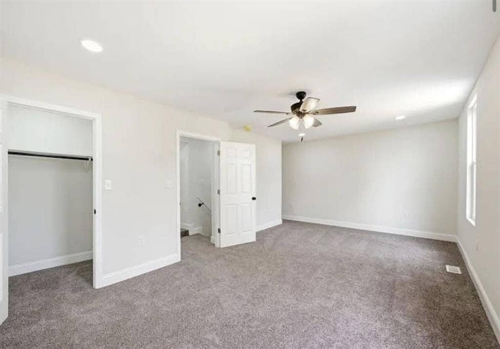 Roommate wanted in Germantown!