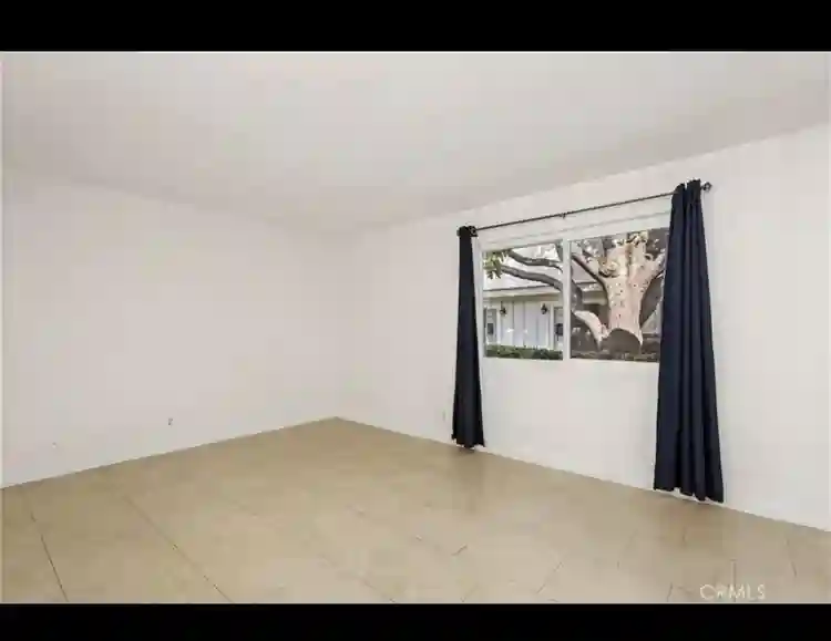 Room for rent!!