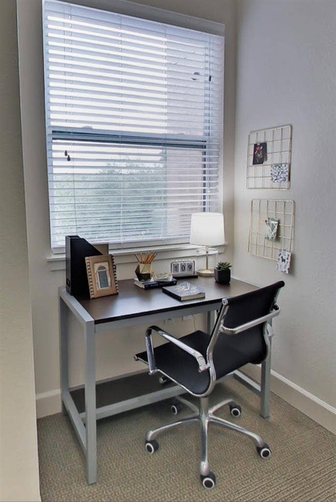 URGENT SUBLEASE - $50 off per month