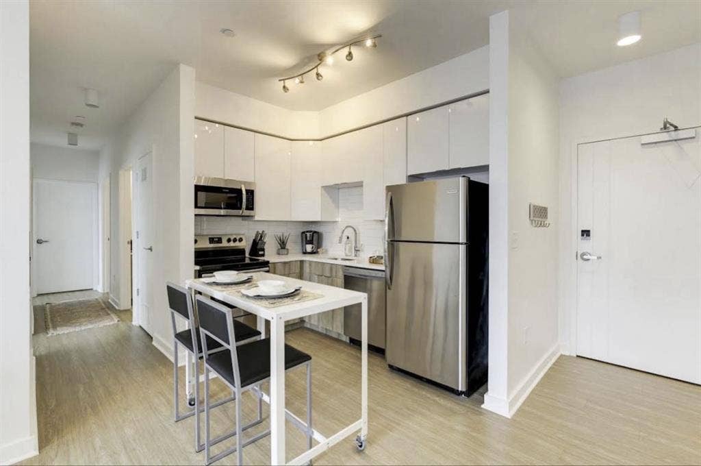 Lease takeover- private bedroom