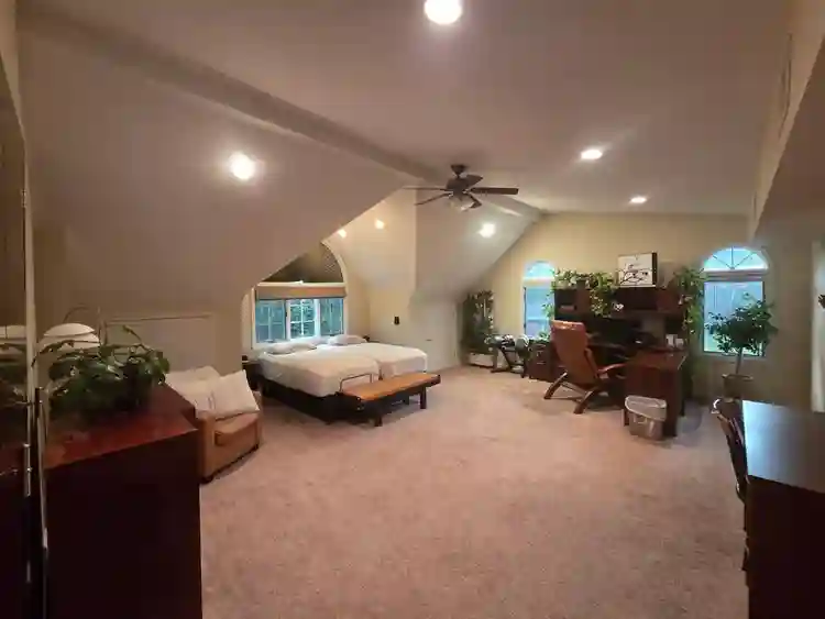 Beautiful home with master bedroom